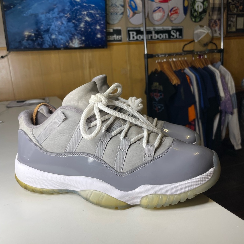Nike Men's 10 Air Jordan-11 Retro Low Cool Grey Gym Shoes Sneakers - 528895-003